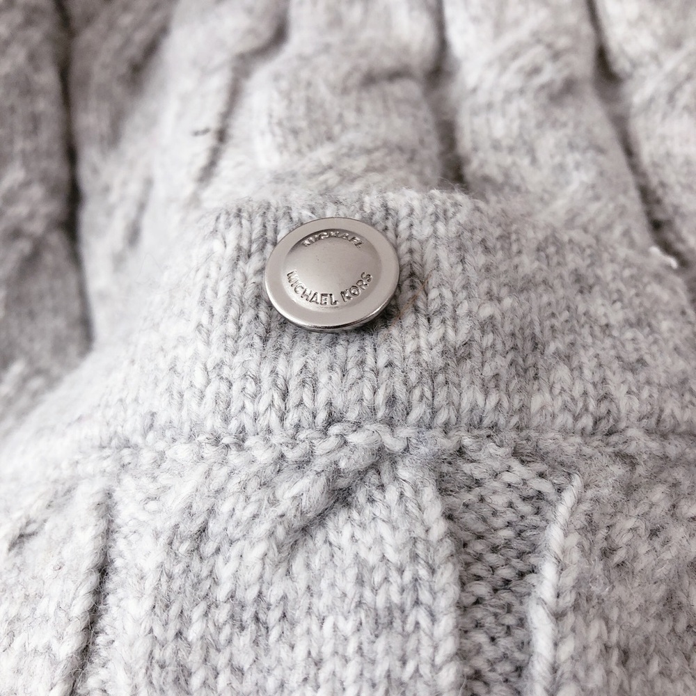 ❗SOLD ❗ Michael Kors Grey cardigan LG cable knit women's sweater - Picture 6 of 14